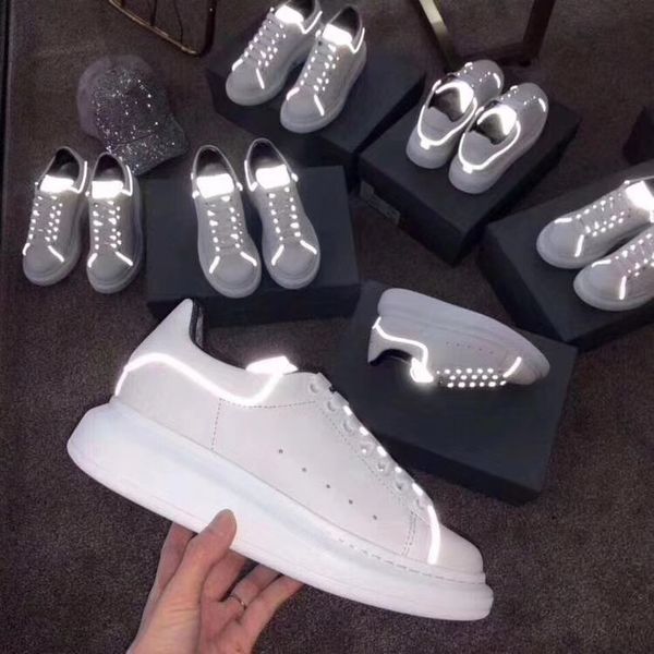 new season designer fashion luxury women shoes men's leather lace up platform oversized sole sneakers white black casual shoes size:36
new season designer fashion luxury women shoes men's leather lace up platform oversized sole sneakers white black casual shoes size:36