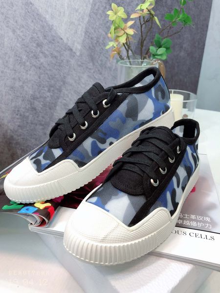 2019 fashion ladies casual shoes mesh upper super breathable flat shoes rubber outsole soft and comfortable original box delive, Black
2019 fashion ladies casual shoes mesh upper super breathable flat shoes rubber outsole soft and comfortable original box delive, Black