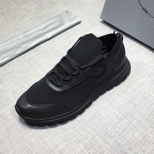 2020 mesh splicing outdoor casual shoes lace up low breathable shoes outdoor running tourism shoes solid colors
2020 mesh splicing outdoor casual shoes lace up low breathable shoes outdoor running tourism shoes solid colors