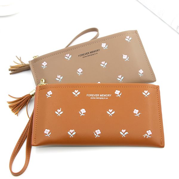 new embroidered wallet fashion ladies female clutch bag long section ultra-thin large capacity multi-card wallet, Red;black
new embroidered wallet fashion ladies female clutch bag long section ultra-thin large capacity multi-card wallet, Red;black