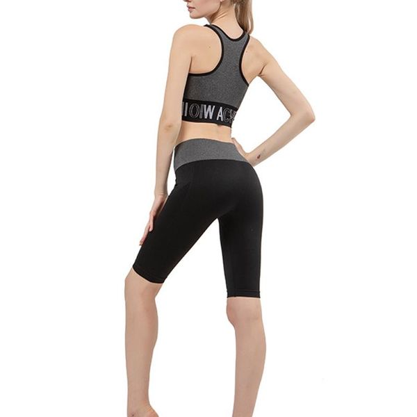 2020 new ladies seamless yoga sports suit, sports vest bra, fitness yoga shorts, cycling clothes,leisure 2 piece set, White;red
2020 new ladies seamless yoga sports suit, sports vest bra, fitness yoga shorts, cycling clothes,leisure 2 piece set, White;red