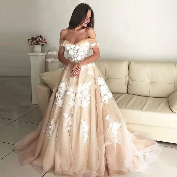 2019 A Line Champagne Wedding Dresses Off The Shoulder Appliques Tulle Bandage Bridal Dresses Elegant Wedding Gowns Lace Up Back
2019 A Line Champagne Wedding Dresses Off The Shoulder Appliques Tulle Bandage Bridal Dresses Elegant Wedding Gowns Lace Up Back