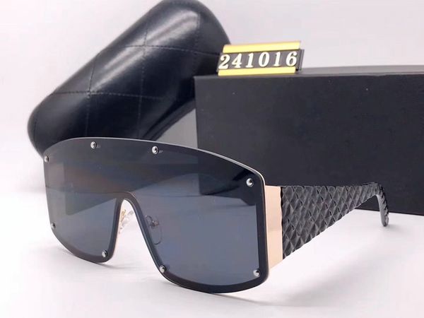 fashion luxury evidence sunglasses retro vintage men designer shiny gold frame laser logo women with package 2020 new c41016, White;black
fashion luxury evidence sunglasses retro vintage men designer shiny gold frame laser logo women with package 2020 new c41016, White;black