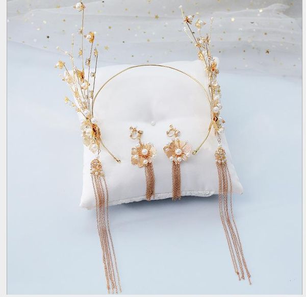 crown hair hoop, wedding hair ornament, earring suit, wedding dress accessories, Slivery;golden
crown hair hoop, wedding hair ornament, earring suit, wedding dress accessories, Slivery;golden