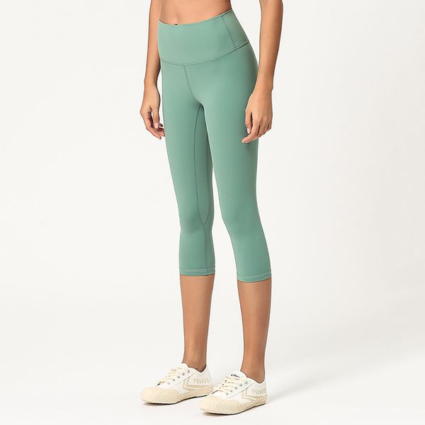 3/4 length high waisted yoga pants squat proof cropped training tights woman sports fitness gym flex capri leggings, White;red
3/4 length high waisted yoga pants squat proof cropped training tights woman sports fitness gym flex capri leggings, White;red
