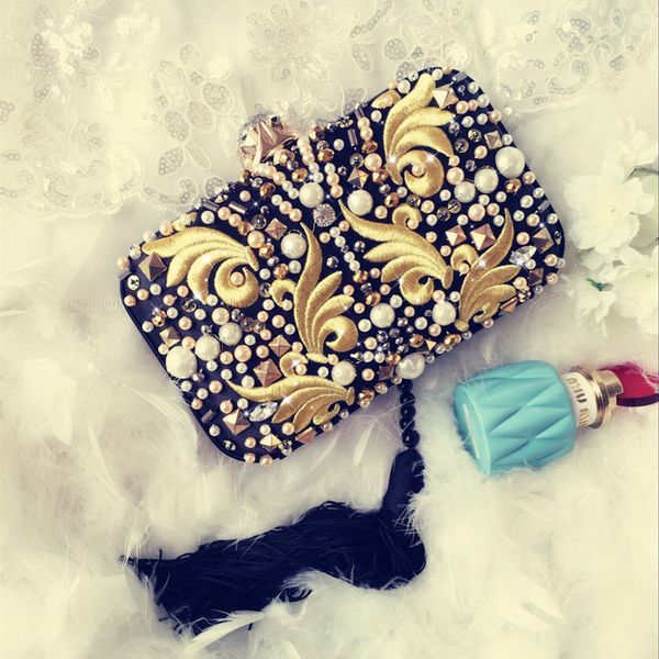 retro fashion diamond evening dinner bag rhinestone handbags clutch bag shoulder chain mini mobile phone purse
retro fashion diamond evening dinner bag rhinestone handbags clutch bag shoulder chain mini mobile phone purse