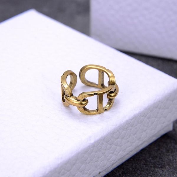 fashion classic letter hollow retro opening plating thick gold designer ring luxury designer jewelry women rings, Golden;silver 
fashion classic letter hollow retro opening plating thick gold designer ring luxury designer jewelry women rings, Golden;silver