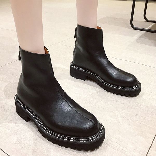 size 35-50 nice new women ankle rain boots autumn pu leather novelty shoes woman flat heels office lady career black boot
size 35-50 nice new women ankle rain boots autumn pu leather novelty shoes woman flat heels office lady career black boot