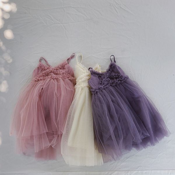 Baby Girl Clothing Princess Dress European and American V-neck Mesh Suspender Dress high quality
Baby Girl Clothing Princess Dress European and American V-neck Mesh Suspender Dress high quality