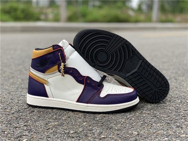 2020 sb x 1 high og court purple chicago tie dye union obsidian travis scott men basketball shoes outdoors sneakers with box
2020 sb x 1 high og court purple chicago tie dye union obsidian travis scott men basketball shoes outdoors sneakers with box