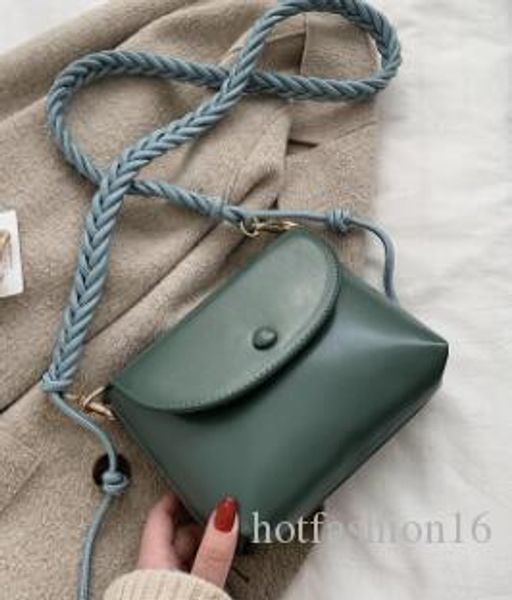 2020 new fashion ladies small shoulder bag messenger bag designers luxurys handbag walleta1
2020 new fashion ladies small shoulder bag messenger bag designers luxurys handbag walleta1