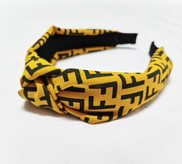 2020 designer brand fff letters pattern new winter headband for women fashion letter flower band pattern print hair accessories, Golden;silver
2020 designer brand fff letters pattern new winter headband for women fashion letter flower band pattern print hair accessories, Golden;silver