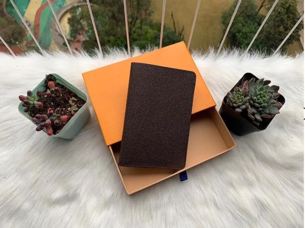 2020 women leather passport cover credit card holder men business travel passport holder wallet covers for passports carteira masculina pp20, Brown;gray
2020 women leather passport cover credit card holder men business travel passport holder wallet covers for passports carteira masculina pp20, Brown;gray