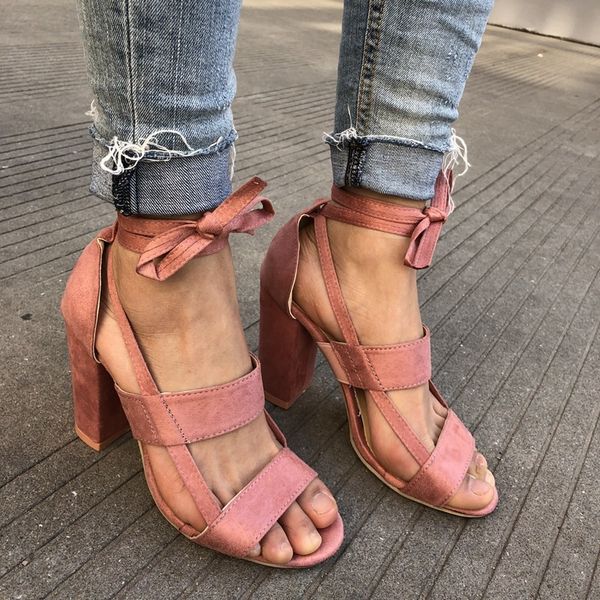 2020 summer explosion models europe and america cross strap high heels thick with foreign trade large size 43 sandals female, Black
2020 summer explosion models europe and america cross strap high heels thick with foreign trade large size 43 sandals female, Black