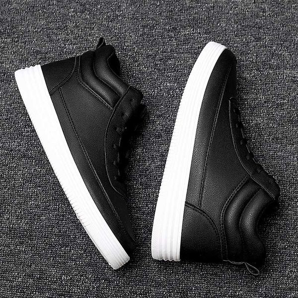 2019 black and white style causal shoe man white red wrinkled low cut sneaker fashion arena shoes drop shipping size 39-44
2019 black and white style causal shoe man white red wrinkled low cut sneaker fashion arena shoes drop shipping size 39-44