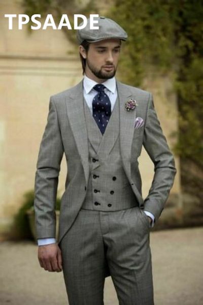 gray men's suit wedding groomsmen suit bespoke tuxedos with double breasted vest costume homme coat blazer (jacket+pants+vest, White;black
gray men's suit wedding groomsmen suit bespoke tuxedos with double breasted vest costume homme coat blazer (jacket+pants+vest, White;black