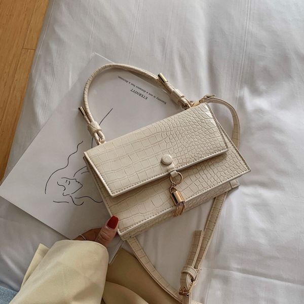 female alligator pu leather crossbody bag for women 2020 vintage shoulder messenger bag ladie hand sling handbag
female alligator pu leather crossbody bag for women 2020 vintage shoulder messenger bag ladie hand sling handbag