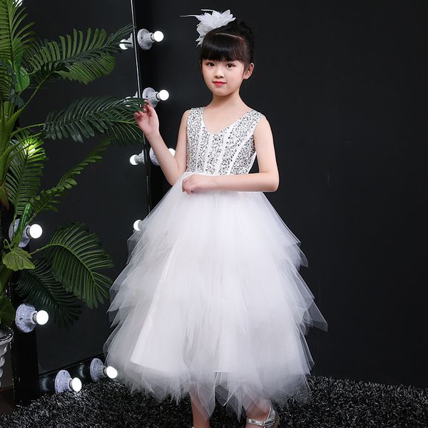 summer new 2019 girls evening dress in the big children's wedding dress skirt korean version of the fluffy dress children's costum, Red;yellow
summer new 2019 girls evening dress in the big children's wedding dress skirt korean version of the fluffy dress children's costum, Red;yellow