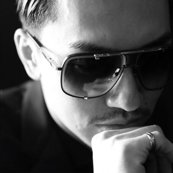 feishini celebrity sunglasses men brand design retro frame gradient lens fashion metal sunglass ladies shield, White;black
feishini celebrity sunglasses men brand design retro frame gradient lens fashion metal sunglass ladies shield, White;black