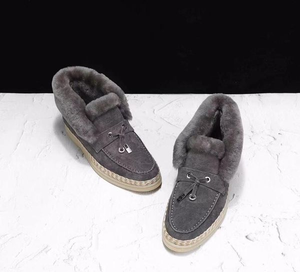 winter wool women snow boots real leather flat shoes women slip on khaki black boots runway warm short femme
winter wool women snow boots real leather flat shoes women slip on khaki black boots runway warm short femme