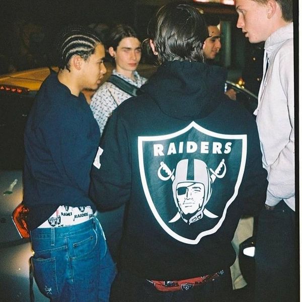 19fw box logo х '47 толстовка с капюшоном hip hop street пуловер толстовки моды с капюшоном повседневная мужчины женщины outwear hfymwy254, Black
19fw box logo х '47 толстовка с капюшоном hip hop street пуловер толстовки моды с капюшоном повседневная мужчины женщины outwear hfymwy254, Black