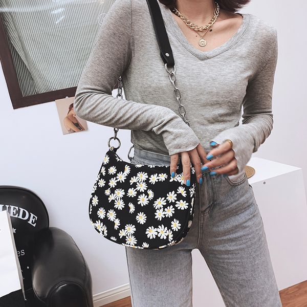 fashion daisy women shoulder bags hobos messenger bag chains lady crossbdoy bag women bags small totes 2020
fashion daisy women shoulder bags hobos messenger bag chains lady crossbdoy bag women bags small totes 2020