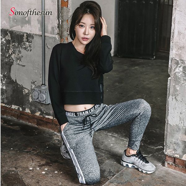 casual women sports sets yoga clothing suits gym running fitness trainning sportswear coat sports t shirt long pants, White;black
casual women sports sets yoga clothing suits gym running fitness trainning sportswear coat sports t shirt long pants, White;black