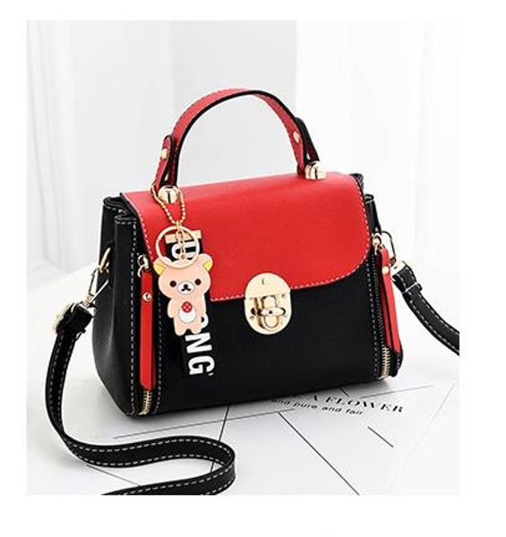 2020 new fashion small square bag shoulder chain pendant diagonal pu female bag handbag
2020 new fashion small square bag shoulder chain pendant diagonal pu female bag handbag