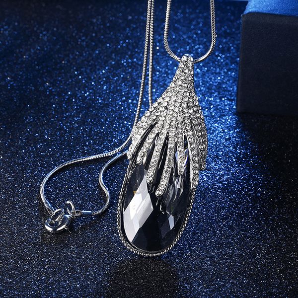 f&u fashion crystal and rhinestone water drop design pendant snake long chain necklace for four season charming for women, Silver
f&u fashion crystal and rhinestone water drop design pendant snake long chain necklace for four season charming for women, Silver