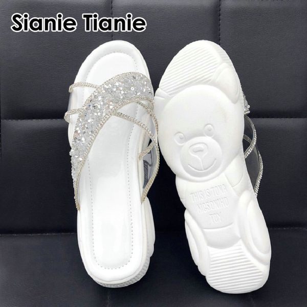 sianie tianie 2020 summer pvc clear bling glitter woman shoes open toe platform women slippers slides ladies mules big size 44, Black
sianie tianie 2020 summer pvc clear bling glitter woman shoes open toe platform women slippers slides ladies mules big size 44, Black