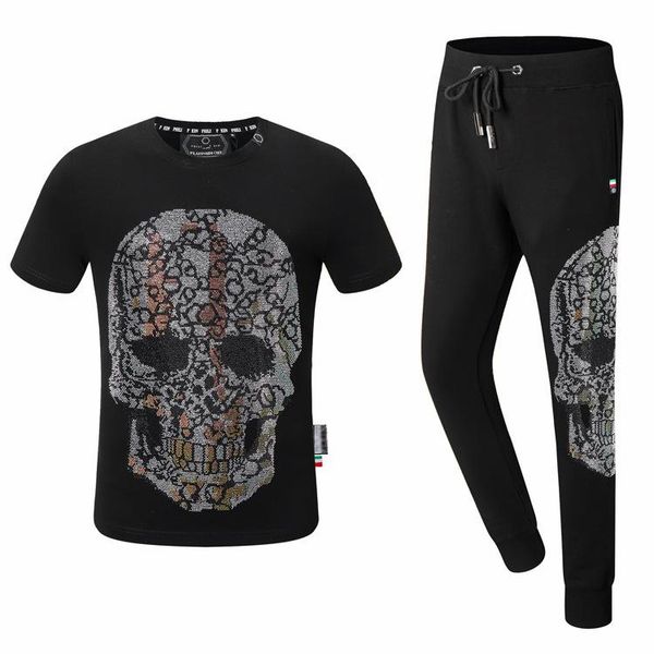2020 men summer fashion tracksuit casual outfit short sleeves t shirt and pants knight pattern and jogging suits sweatshirt, Gray
2020 men summer fashion tracksuit casual outfit short sleeves t shirt and pants knight pattern and jogging suits sweatshirt, Gray