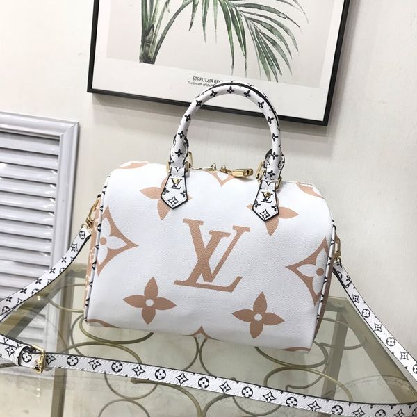 women handbags soft leather handbags set female shoulder bags large casual tote bags women messenger bags cosmetic handbags
women handbags soft leather handbags set female shoulder bags large casual tote bags women messenger bags cosmetic handbags