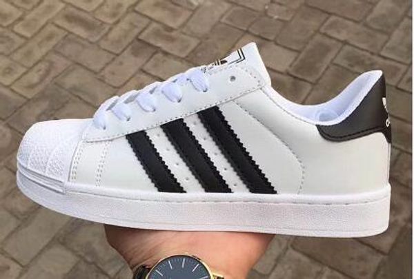 big originals men's shoes for women's shoes white shoe laser dazzle colour superstar casual shoes size 36
big originals men's shoes for women's shoes white shoe laser dazzle colour superstar casual shoes size 36
