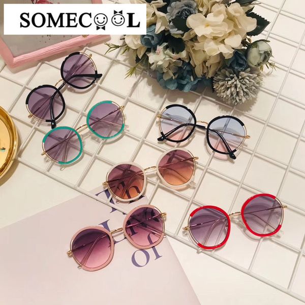 2020 new arrived kids sunglasses vintage round metal glasses uv400 boy&girls street eyewear cool party glasses n502, White;black
2020 new arrived kids sunglasses vintage round metal glasses uv400 boy&girls street eyewear cool party glasses n502, White;black
