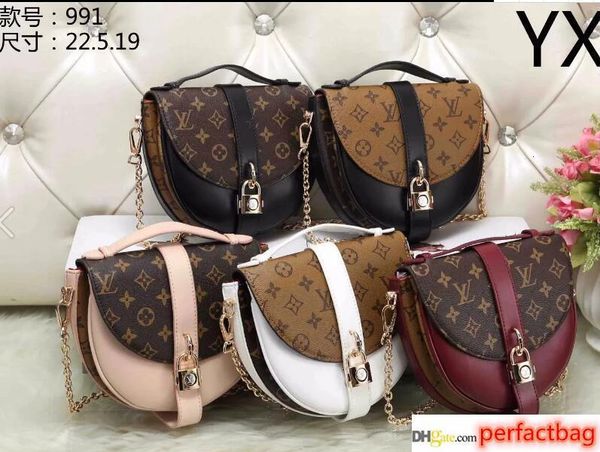 044men s bags high-quality traveling bags for men and women, handbags, shoulder bags, wallets, cards, fashion bags, retro bags50bag
044men s bags high-quality traveling bags for men and women, handbags, shoulder bags, wallets, cards, fashion bags, retro bags50bag