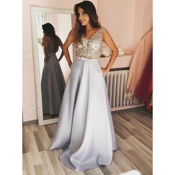 sliver a line prom dresses v neck lace appliques backless formal evening gowns party dress, Black
sliver a line prom dresses v neck lace appliques backless formal evening gowns party dress, Black