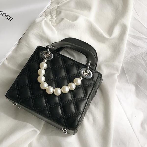 lingge bag female 2019 new luxury designer classic fashion messenger bag fashion pearl shoulder bag net red ing
lingge bag female 2019 new luxury designer classic fashion messenger bag fashion pearl shoulder bag net red ing