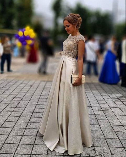 длина пола драгоценный камень без рукавов линия формальные вечерние платья аппликация на заказ сексуальные вечерние платья старинные платья, Black;red
длина пола драгоценный камень без рукавов линия формальные вечерние платья аппликация на заказ сексуальные вечерние платья старинные платья, Black;red
