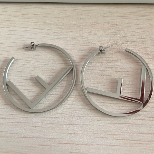new arrival fashion jewelry classic design 3 colors christmas earrings hip hop stud earings earrings for women party wedding hoop wholesale, Golden;silver
new arrival fashion jewelry classic design 3 colors christmas earrings hip hop stud earings earrings for women party wedding hoop wholesale, Golden;silver