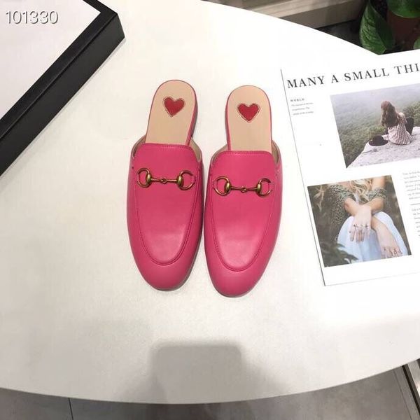 2019new lady designer slipper woman womencasual slippers nice summergirl slippers genuine leather flat slippers size, Black
2019new lady designer slipper woman womencasual slippers nice summergirl slippers genuine leather flat slippers size, Black