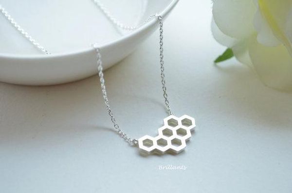 10pcs- n046 gold silver honey comb bee hive necklace cute honeycomb necklace beehive necklaces hexagon necklace
10pcs- n046 gold silver honey comb bee hive necklace cute honeycomb necklace beehive necklaces hexagon necklace