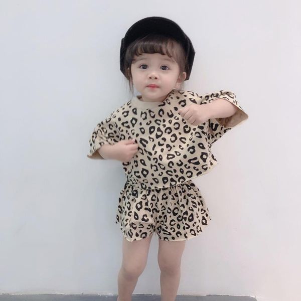 летние наборы одежда девочки с коротким рукавом leopard печати футболки tops + шорты подходит повседневный нижнее sets, White
летние наборы одежда девочки с коротким рукавом leopard печати футболки tops + шорты подходит повседневный нижнее sets, White
