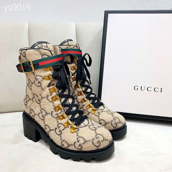 2019 personality british style thick with lace up women's boots in the european station in the tube martin boots factory direct sales, Black
2019 personality british style thick with lace up women's boots in the european station in the tube martin boots factory direct sales, Black
