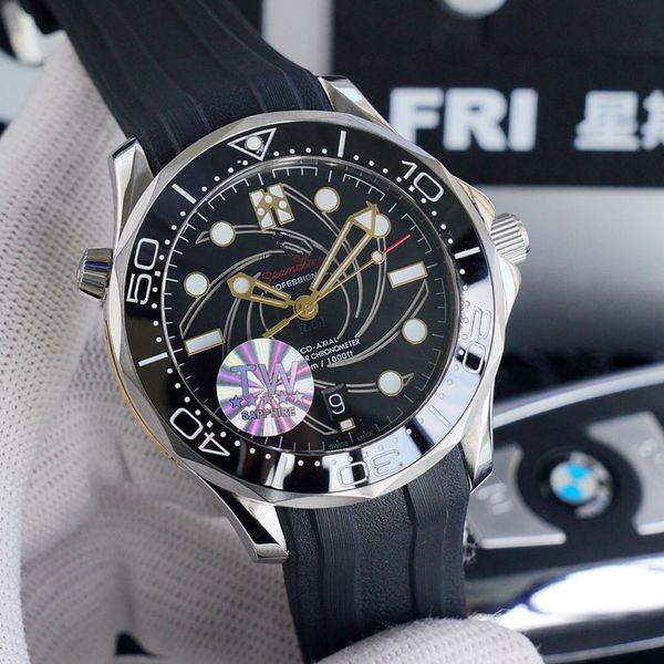 tw explosive james bond 8800 movement ceramic bezel 40mm designer watch watch automatic mechanical diamond watch, Slivery;brown
tw explosive james bond 8800 movement ceramic bezel 40mm designer watch watch automatic mechanical diamond watch, Slivery;brown