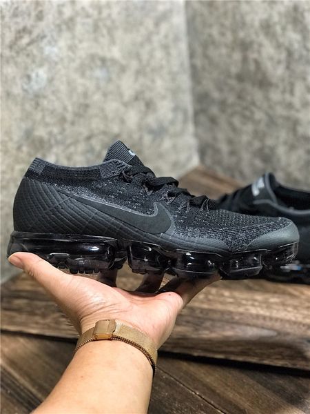 2020 air vapormax flyknit designer sneakers mens trainers women running shoes size 36-45942843-601, Black;red
2020 air vapormax flyknit designer sneakers mens trainers women running shoes size 36-45942843-601, Black;red
