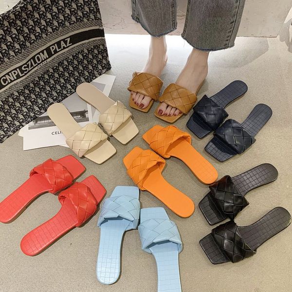 20 years of summer home large size new flat bottom word slippers foreign trade spot ladies sandals and slippers, Black
20 years of summer home large size new flat bottom word slippers foreign trade spot ladies sandals and slippers, Black