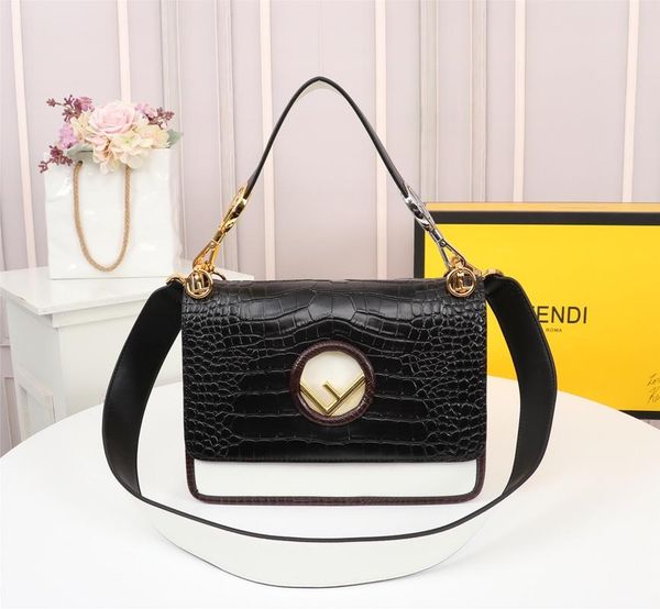 Retro cla ic handbag leather ladie houlder bag chain 2019 new metal letter handbag 26
Retro cla ic handbag leather ladie houlder bag chain 2019 new metal letter handbag 26