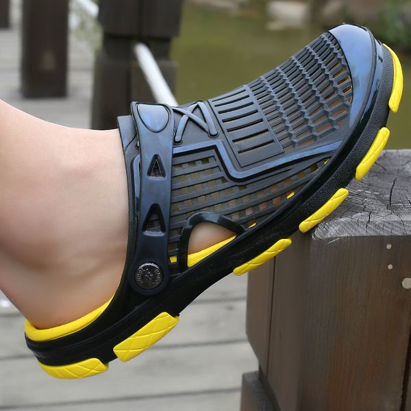 original clog comfortable men classic sandals summer outdoor beach shoes fit flop slip on garden casual water ombre slippers
original clog comfortable men classic sandals summer outdoor beach shoes fit flop slip on garden casual water ombre slippers