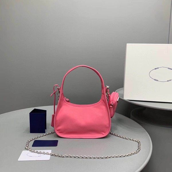 2020 wholesale designer shoulder bag classic waterproof oxford messenger bag ladies handbag fashion chain handbag women storage card bag wal
2020 wholesale designer shoulder bag classic waterproof oxford messenger bag ladies handbag fashion chain handbag women storage card bag wal
