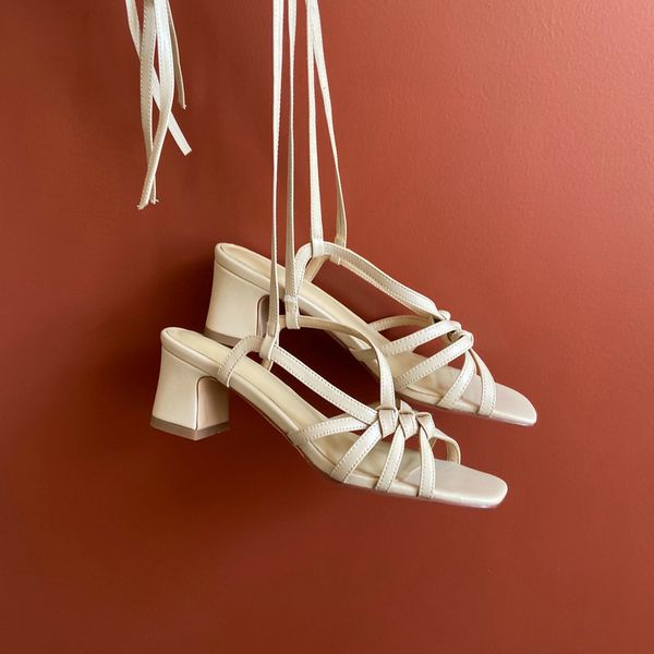 new fashion women sandals square high heel strap summer shoes gladiator casual sandal narrow band zapatos mujer shoes, Black
new fashion women sandals square high heel strap summer shoes gladiator casual sandal narrow band zapatos mujer shoes, Black